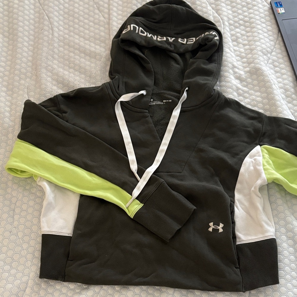 Under Armour Women’s Rival Fleece Cropped Color Block Hoodie